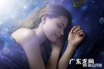 10月24日,就是“霜降”节气了,饮食上吃点啥好?又该如何养生,健康过冬?