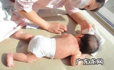 新生儿多久可以晒太阳?