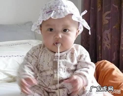 宝宝总吐奶怎么办?