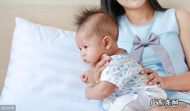 新生儿每天如何吃奶？