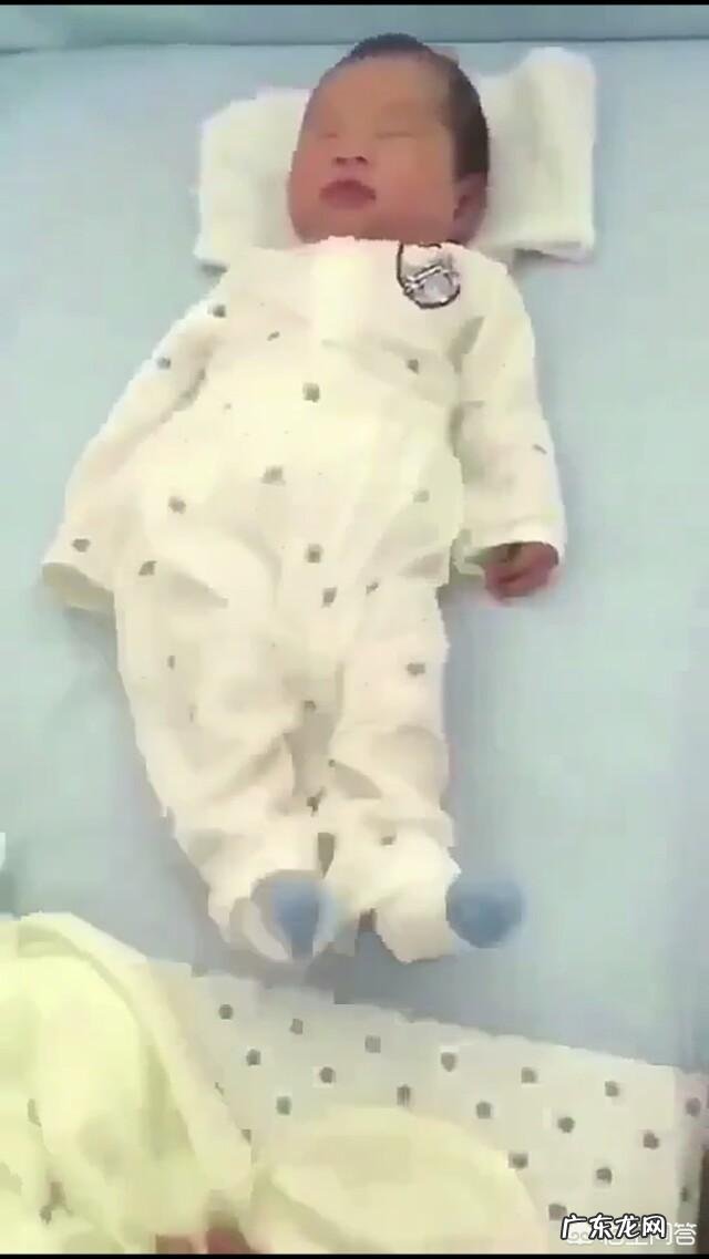 如何正确地喂养刚出生的孩子?