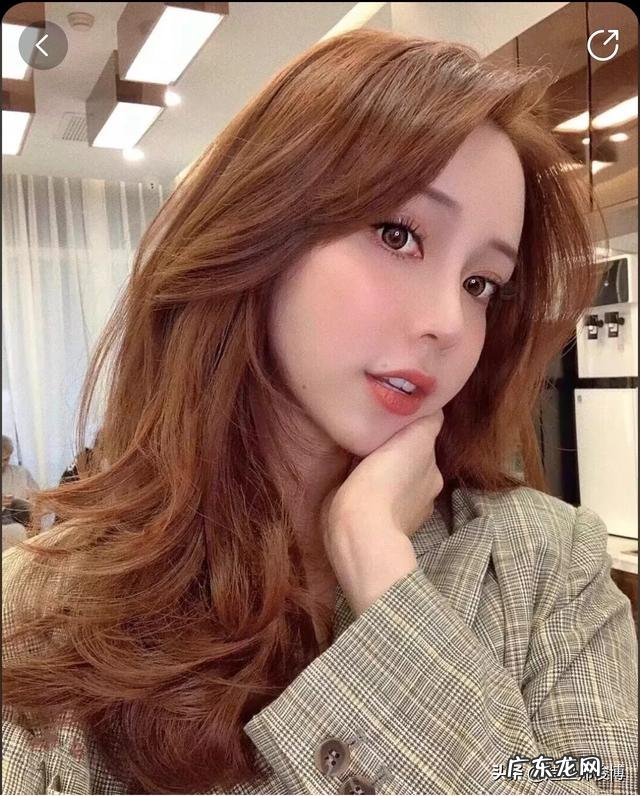 脸大、脸胖的女士适合什么发型?