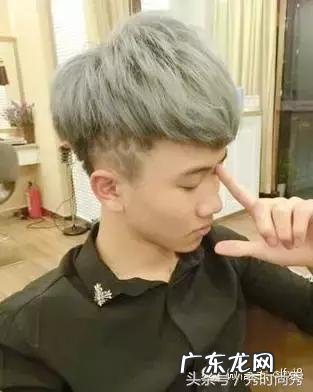 今年最帅男生发型是什么?