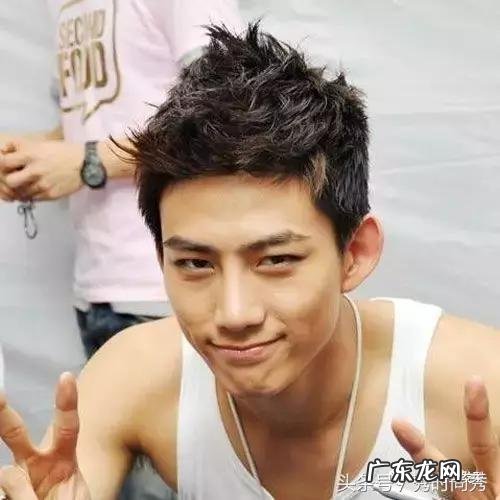 今年最帅男生发型是什么?