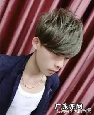今年最帅男生发型是什么?