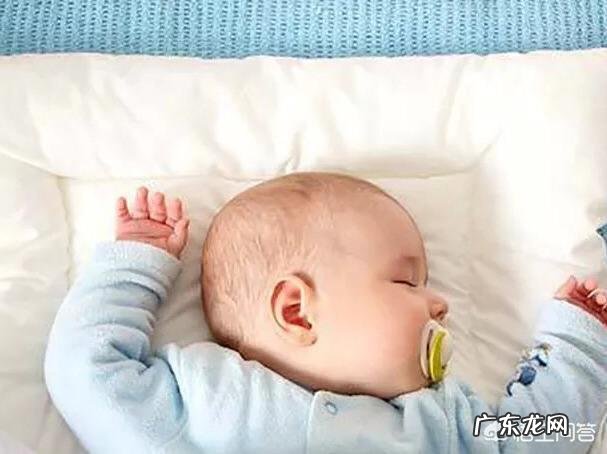 安抚奶嘴的使用有什么利弊？