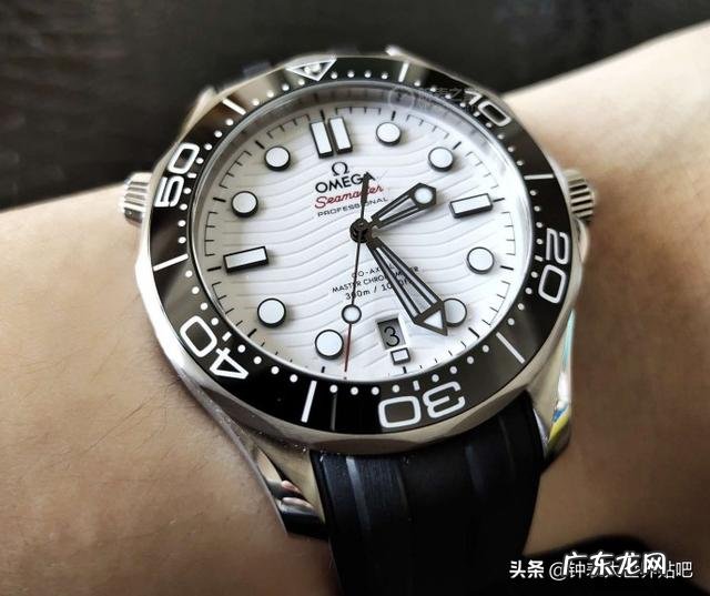 为什么某宝的欧米茄要比市场价便宜一万左右网上是买的是什么品质?