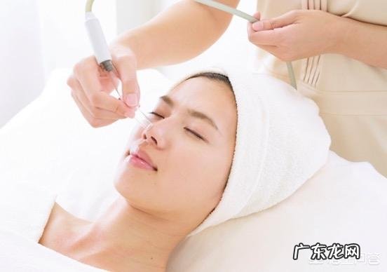 明星的皮肤为什么那么好?只用护肤品就可以吗?