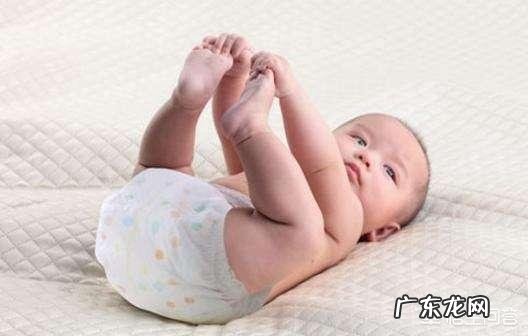 宝宝的尿不湿一般多久换一次？