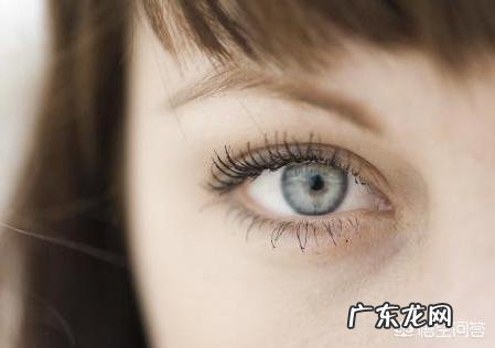 怎么变成双眼皮?