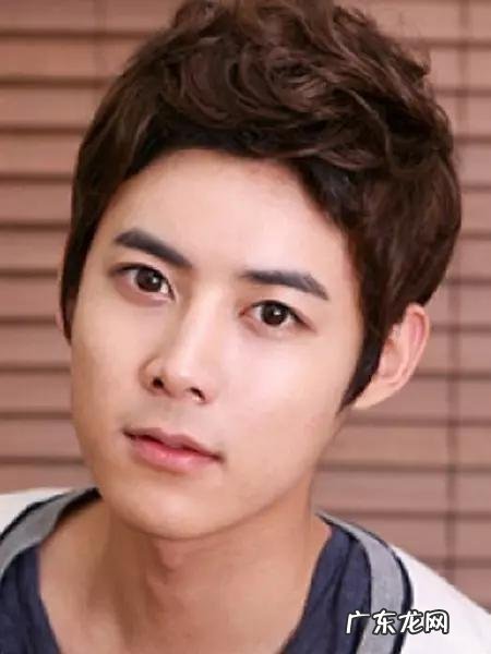 脸大的人适合什么样的发型？