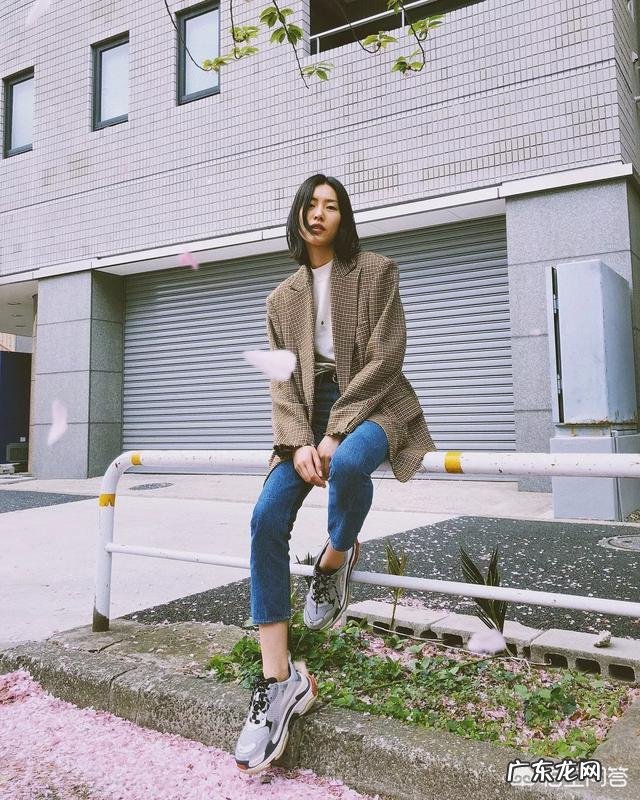 脸大的人适合什么样的发型？