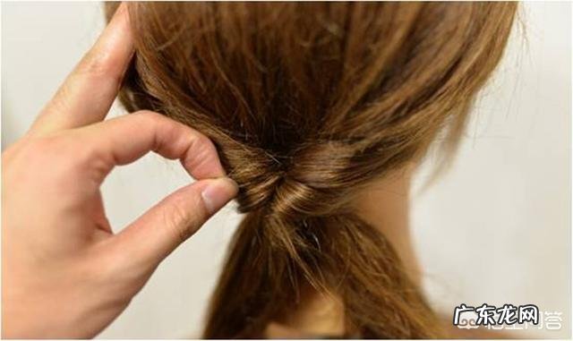 中短发的人该怎样编发？