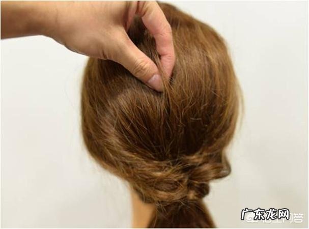 中短发的人该怎样编发？