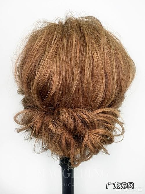 中短发的人该怎样编发？