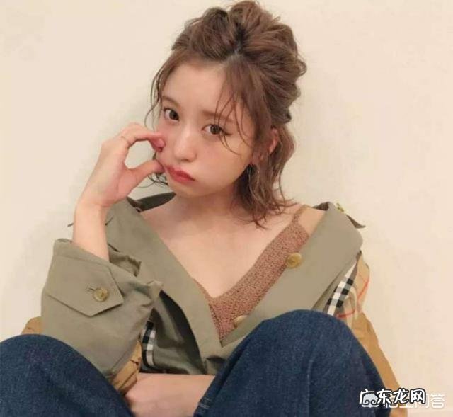 中短发的人该怎样编发？