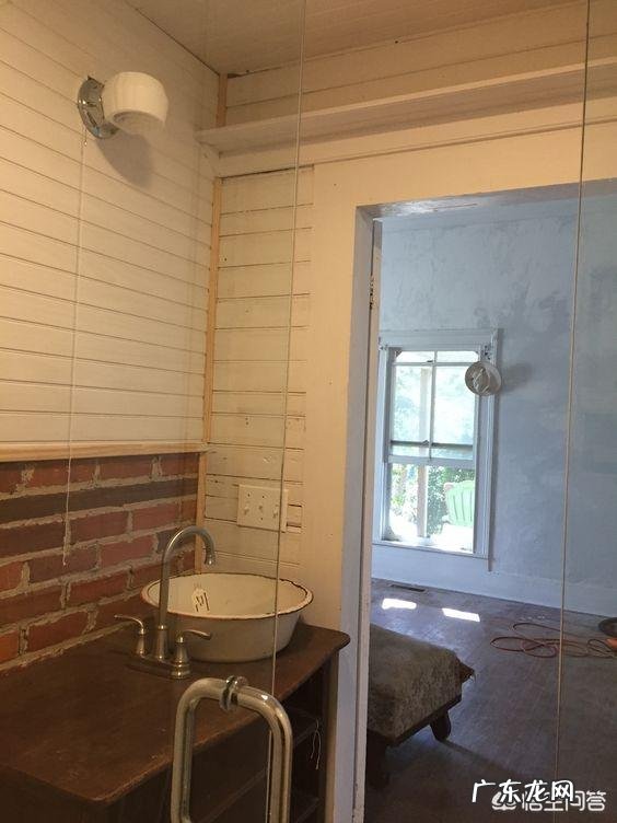 如何用旧脸盆做一个洗手盆?