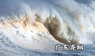 波涛汹涌的意思