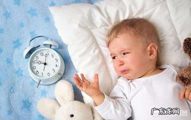 该如何哄睡0-3个月的婴儿？