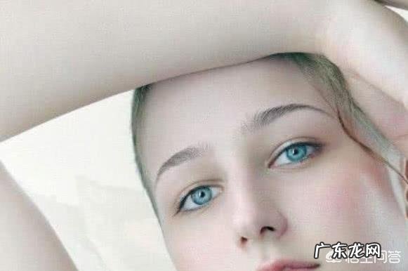 眼部怎么按摩去除皱纹？