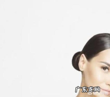 眼部怎么按摩去除皱纹？