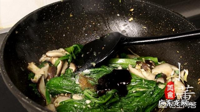 吃油麦菜有什么好处?