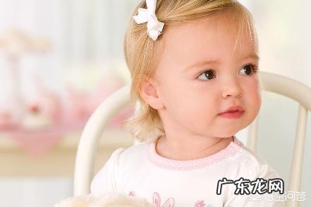 小孩持续发烧该怎么办?