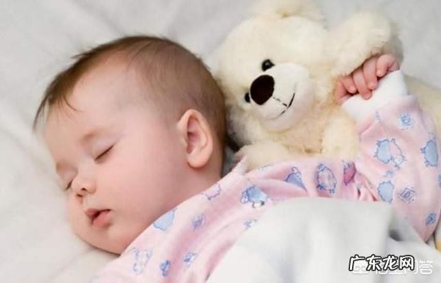 小孩持续发烧该怎么办？