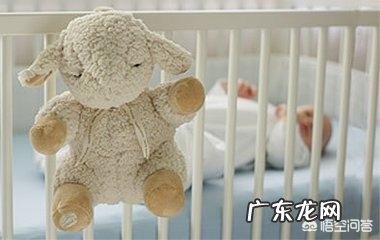 怎样哄哭闹的孩子入睡?有哪些需要注意的问题?