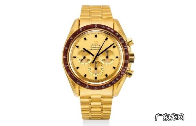 欧米茄超霸登月表系列哪款性价比高些?