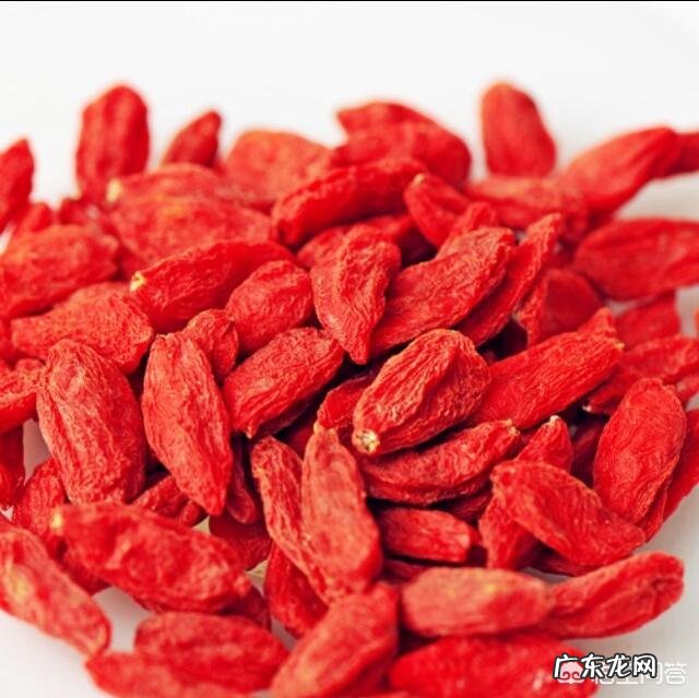 枸杞可以和哪些东西泡水喝?分别有什么作用?