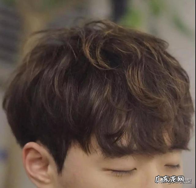 2020年男生流行哪种发型?