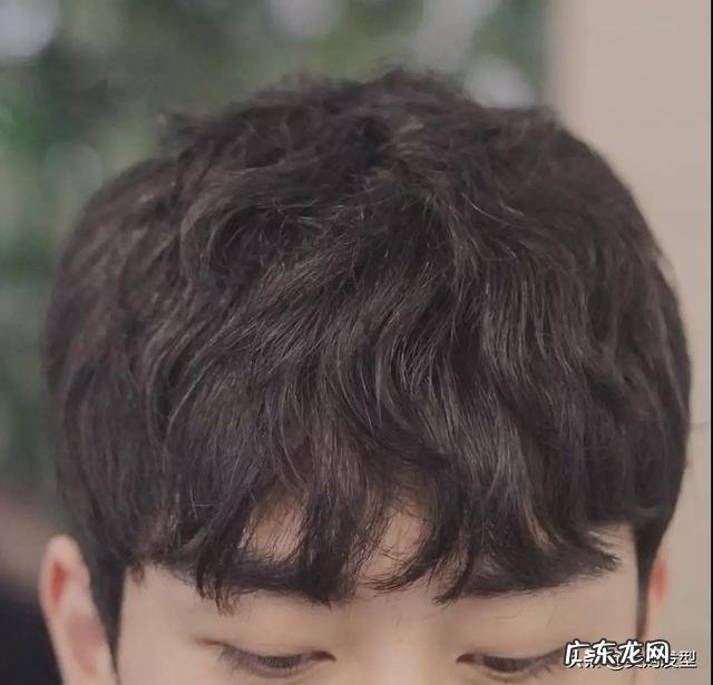 2020年男生流行哪种发型?