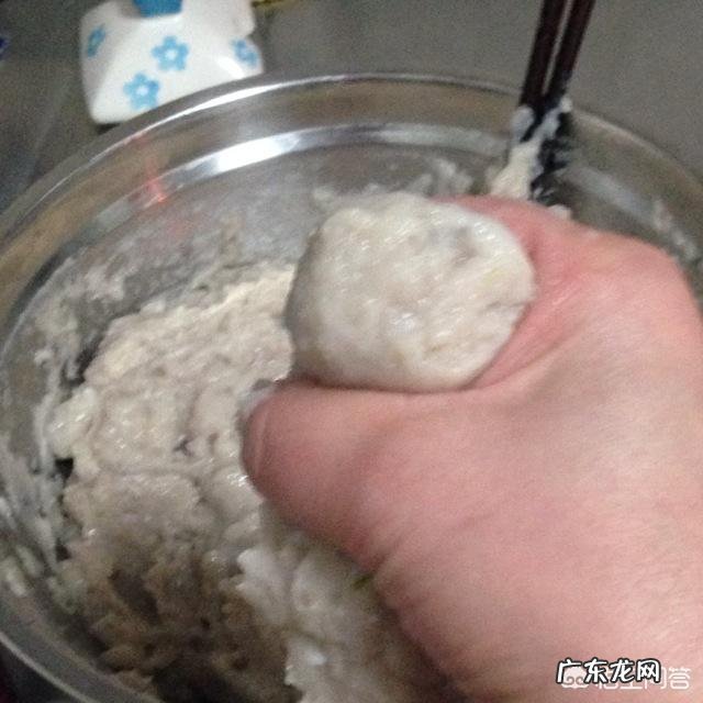 如何制作鱼丸?