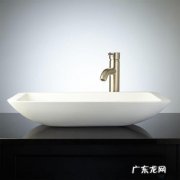 洗脸盆上的污渍如何去除