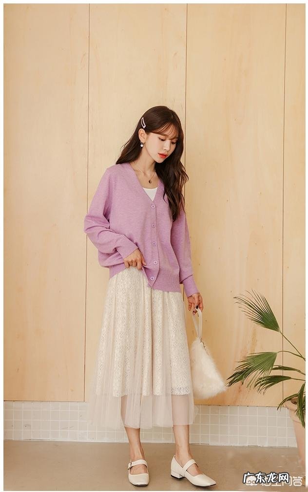 蕾丝长裙配什么上衣好看?