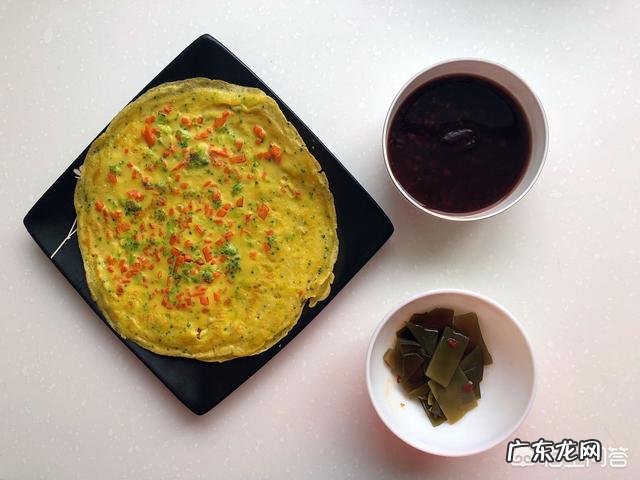 宝宝三岁多了,不知道给他吃什么。有什么好的食谱介绍?