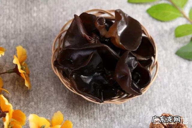 黑木耳的营养价值有哪些?什么人适合吃黑木耳?