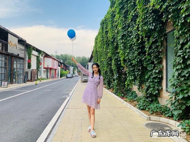 杨超越为什么会火？靠的什么？