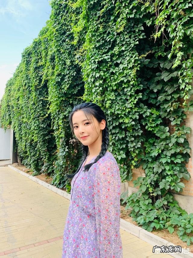 杨超越为什么会火？靠的什么？