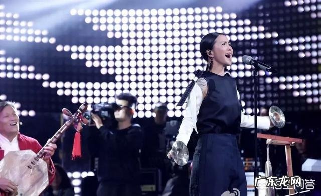 为什么谭维维会这么火？