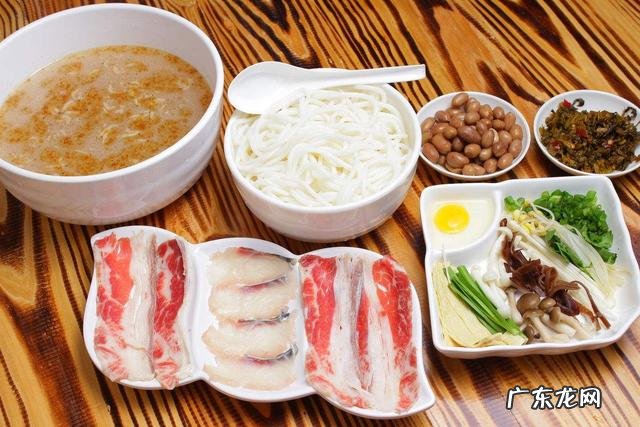 正宗的过桥米线是什么样的?为什么要叫“过桥”呢?