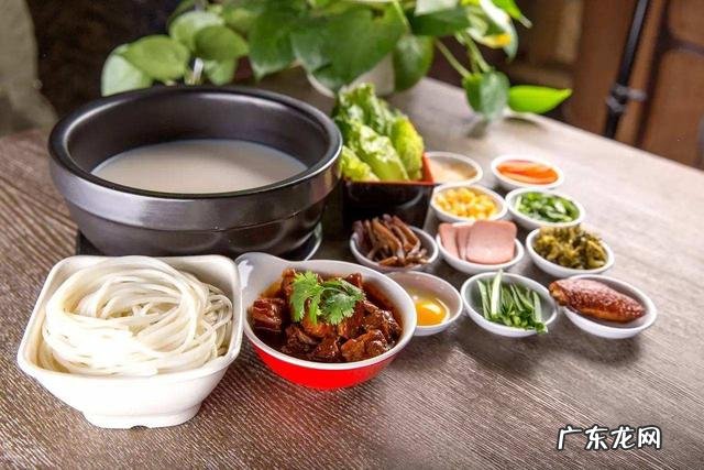 正宗的过桥米线是什么样的?为什么要叫“过桥”呢?