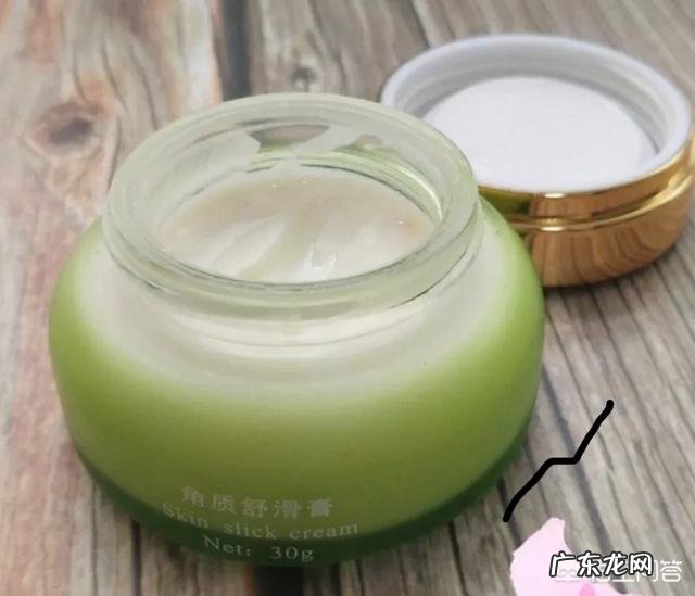 身上“鸡皮肤”明显，而且还很难看，应该如何去除呢？