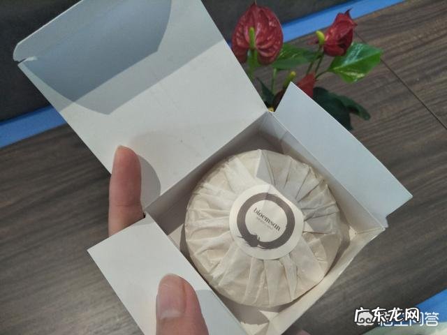 身上“鸡皮肤”明显,而且还很难看,应该如何去除呢?