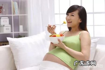 怀孕两个月，不但不吐，而且还吃的很多，这样正常吗？