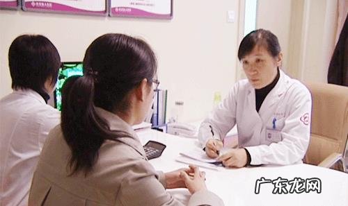 手上起了很多的小水泡怎么办?