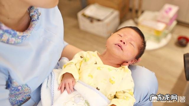 为什么宝宝老是哭闹?