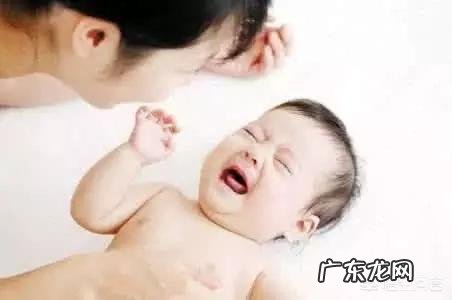 宝宝晚上睡觉不踏实有哪些原因?需要注意哪些事项?