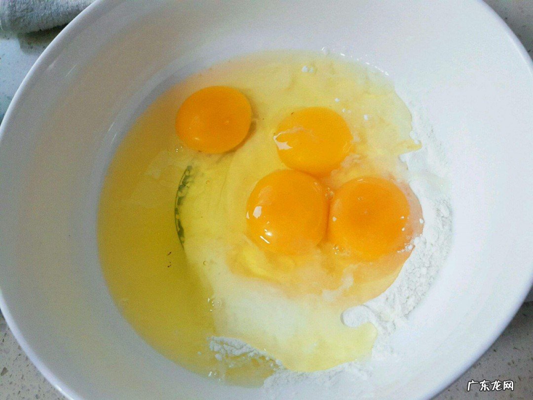 鸡蛋能和牛奶一起吃吗